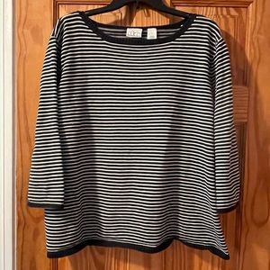 Villager Sport Black & White Stripped Sweater With 3/4 Length Sleeves, Size 3X